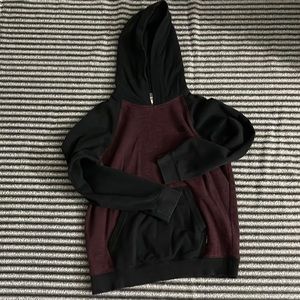 Billabong Boys maroon and black sweater with hoodie
